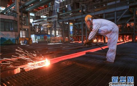 助力工业经济“开好局、起好步” 咸宁市705家企业春节期间忙生产