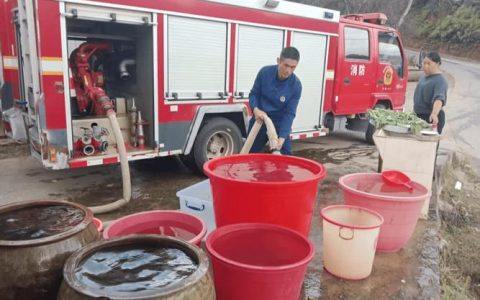 咸安水利春节保供“不打烊”守护万家清泉