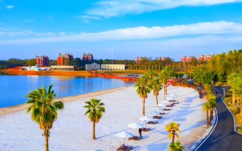 嘉鱼蜜泉湖重磅推出六项福利 游客纷纷点赞“湖北马尔代夫”