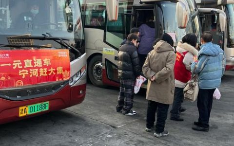 通城接驳“最后一公里”  “返乡专车”暖心服务