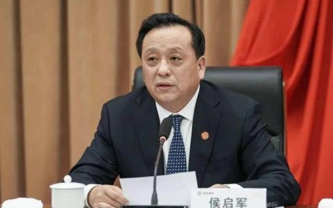 盛阅春熊征宇会见中国石化集团董事长侯启军