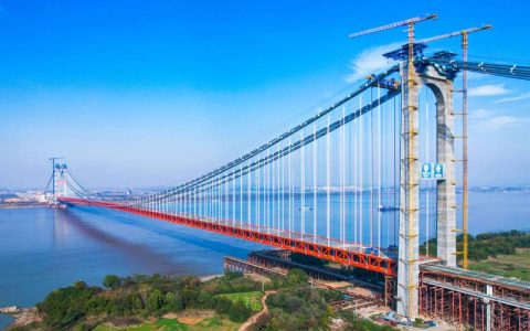 燕矶长江大桥项目建设正全速推进
