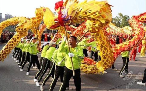 赤壁新春民俗文化活动热闹上演 龙狮欢腾传古韵 民俗盛宴年味浓