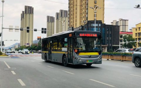 赤壁公交精准对接企业需求