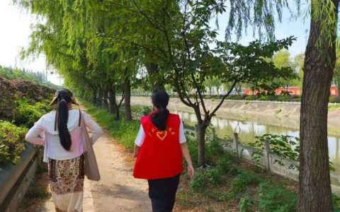 一抹志愿红 温暖潜江年