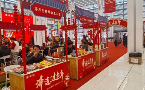 黄冈新春消费市场“热辣滚烫”