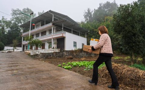 罗田“两栖农民”守牢山货出山根脉