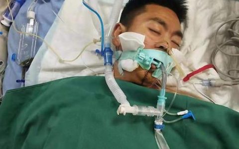 咸宁市中医医院成功救治危重急性脊髓炎患者