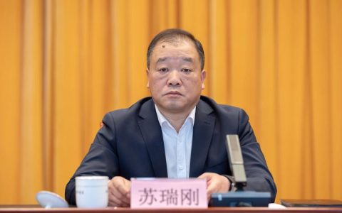 崇阳经济开发区奏响新春“奋进曲”