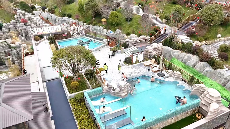 茅田乡天然温泉泡池一角。 （通讯员 张俊杰 摄）