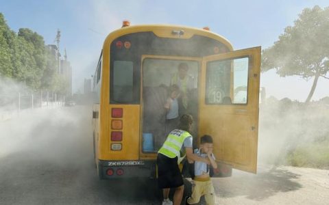 开学在即！武穴188 辆校车“大体检”，筑牢学生出行安全防线