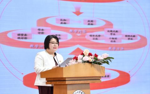 三全育人·星光丨管理学院2022级彭雅薇： 从信息管理到智能制造，多维淬炼赴新程