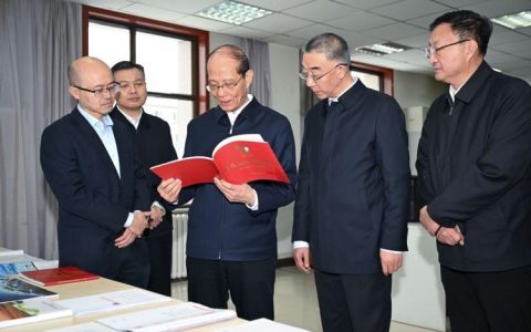 吴晓军调研包保企业发展