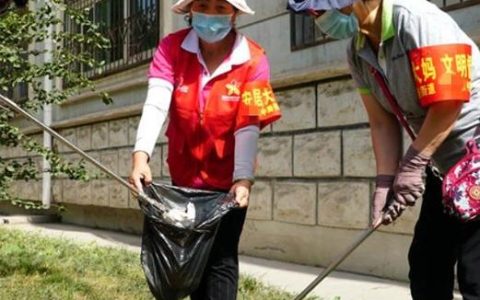 身边的活雷锋 | 杨荣芬：小区居民是我的家人