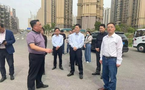 甘国栋调研包保重点企业和建设项目