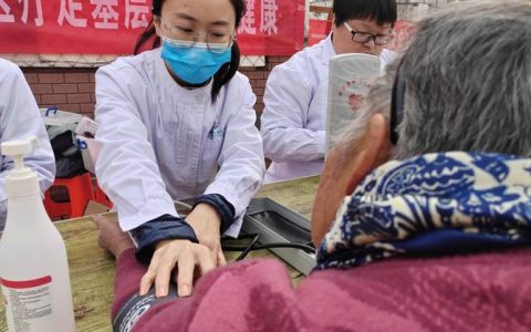 医者仁心 扎根乡村护健康