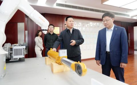 黄剑雄陈红辉与交通银行行长张宝江座谈  推进科技创新产业创新和金融创新深度融合 打造银地合作服务新质生产力的示范样板