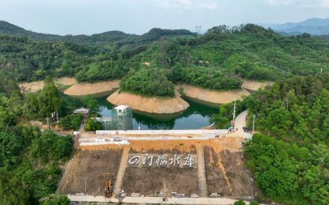 咸安水利和湖泊局新春治水攻坚 守护碧水清流保春耕