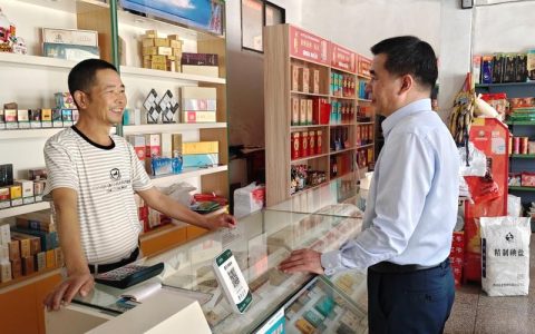 赤壁市烟草专卖局：步履踏春晖 花海竞芳菲