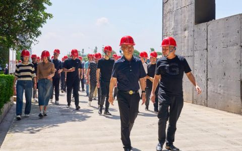 湖北理工学院领导赴大冶特殊钢调研