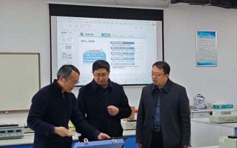 武汉科技大学领导带队开展新学期实验室安全检查