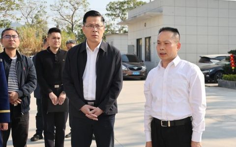 党委书记何伟军带队调研宜昌高新技术产业开发区