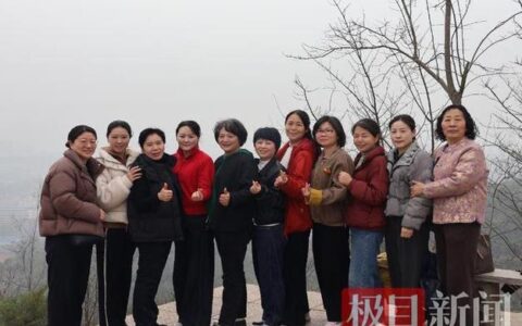 崇阳公安春日健步走 巾帼绽芳华