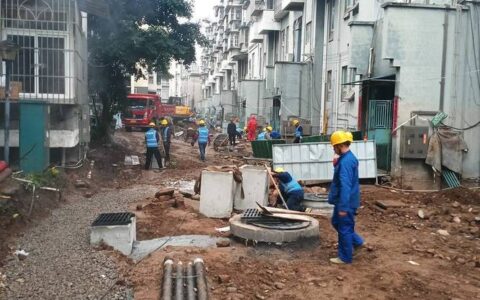潜江全力推进老旧小区改造工作