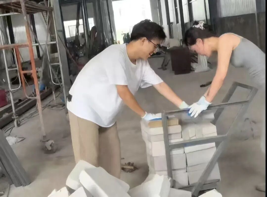 放弃重庆高薪，蕲春00后姑娘为何回厂“打工”？