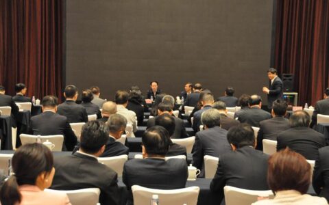 市政协九届二十五次常委会议召开