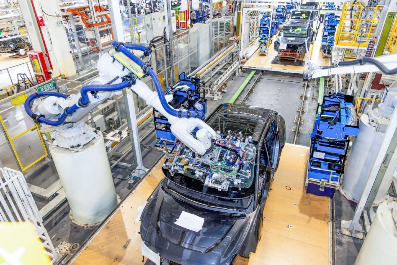 全球第四大车企老总来武汉，专门去坐了萝卜快跑