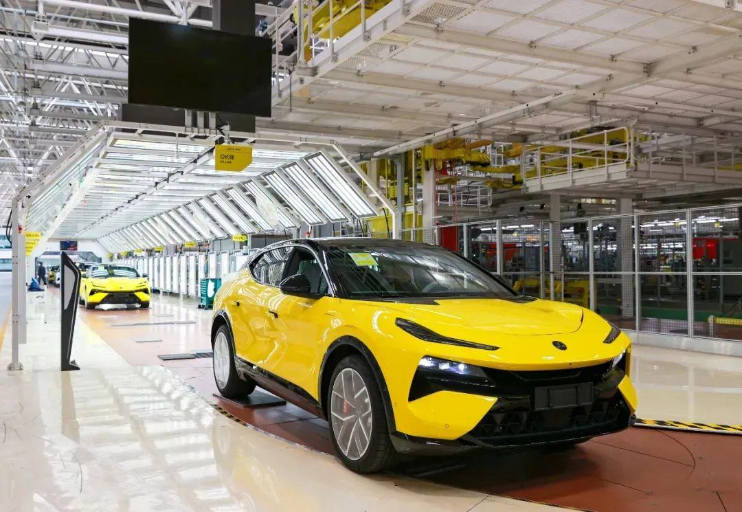 全球第四大车企老总来武汉，专门去坐了萝卜快跑