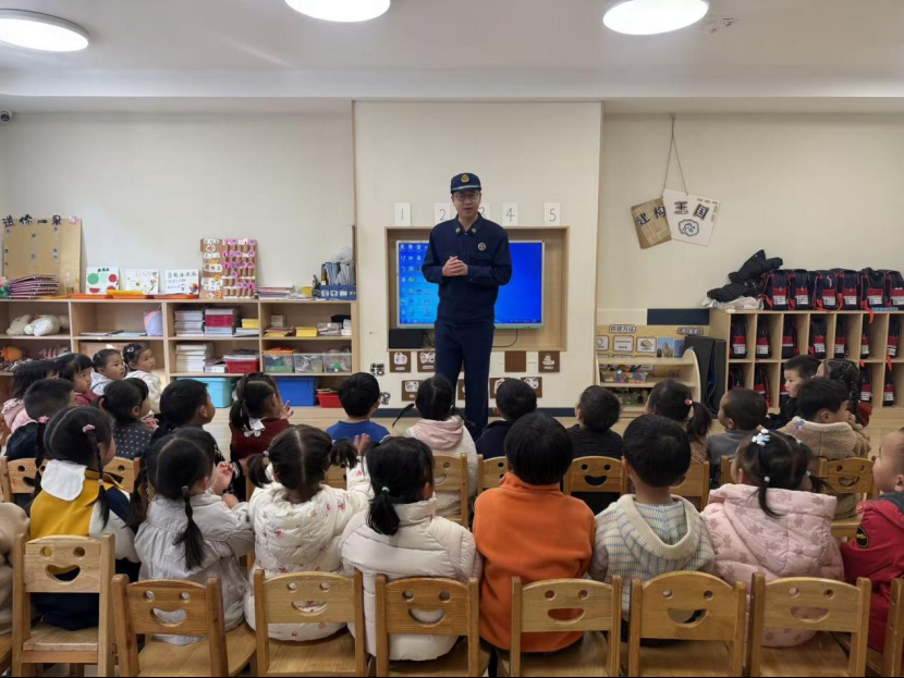 [荆楚网]潜江消防走进校园 ，上好消防安全 “开学第一课”