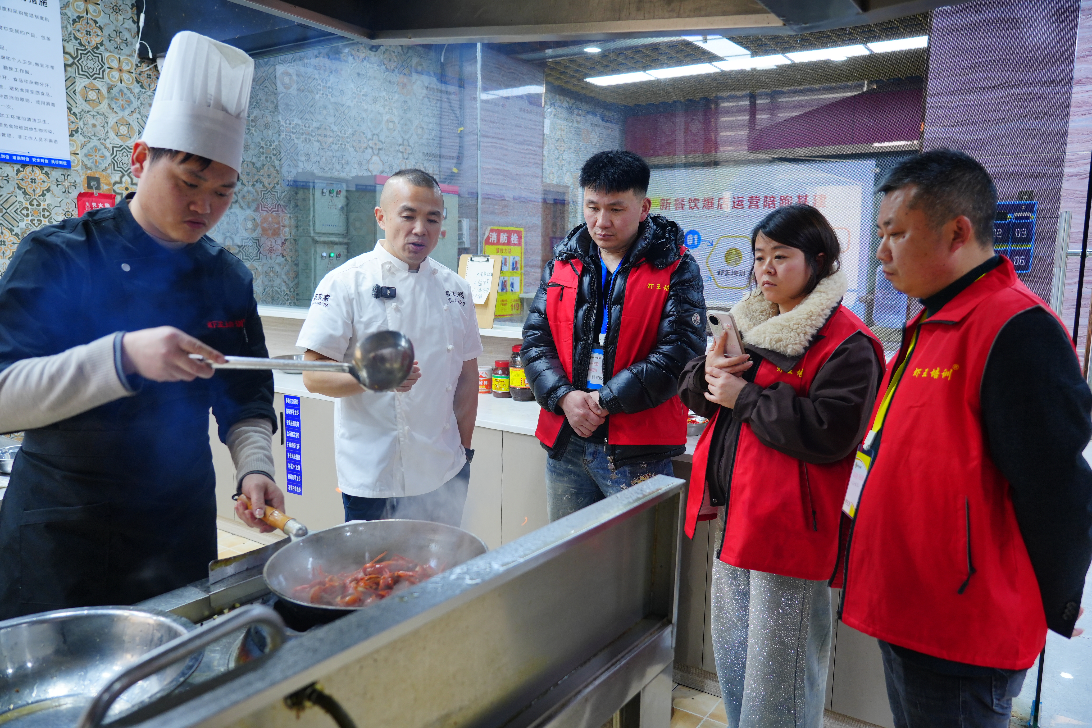 从“灶台”到“云端” “潜江龙虾”培训解锁数字化新赛道