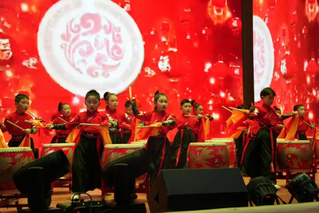 2026第十二届中国诗歌春晚武汉会场走进长江新区