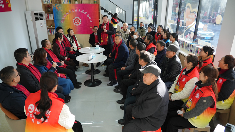 从“仰望星空”到“敲门送暖” 咸安“桂乡管家”守护“朝夕美好”