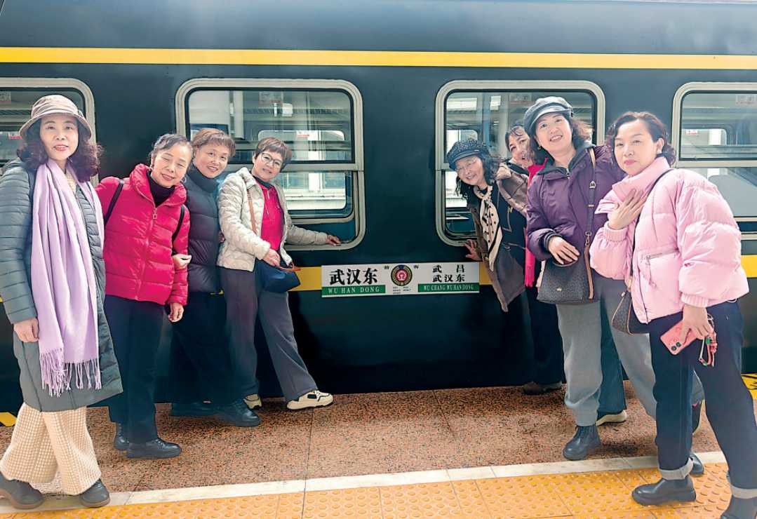 网友晒“武汉东—武汉东”N种玩法