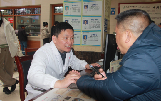 咸宁市中医医院开展“世界睡眠日”义诊活动