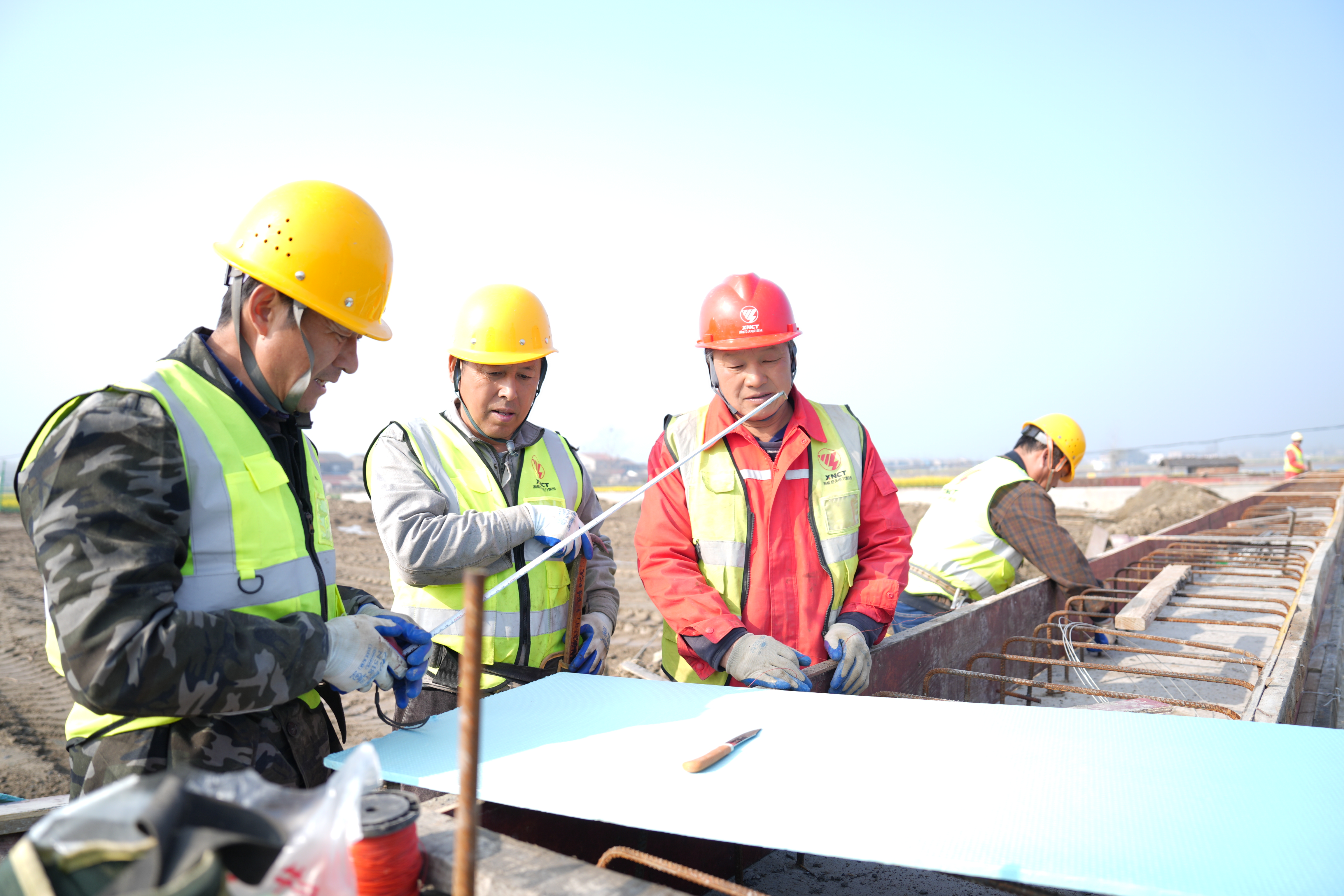 新能源项目建设忙